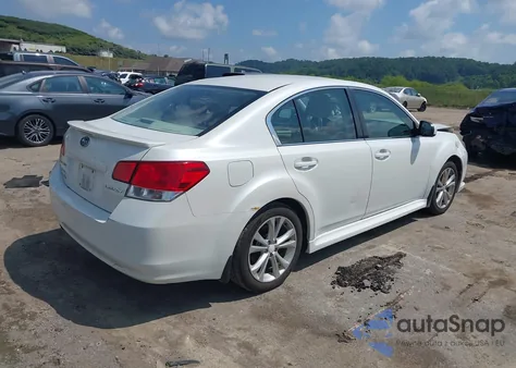 2013 Subaru Legacy 2.5I Premium из США, поврежденный, VIN 4S3BMCC62D3032385